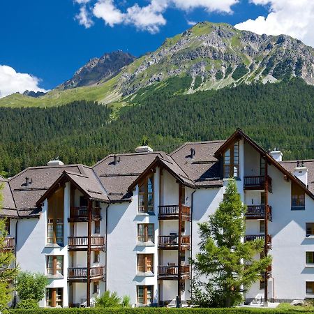 Schweizerhof Ferienwohnungen Lenzerheide 1 エクステリア 写真