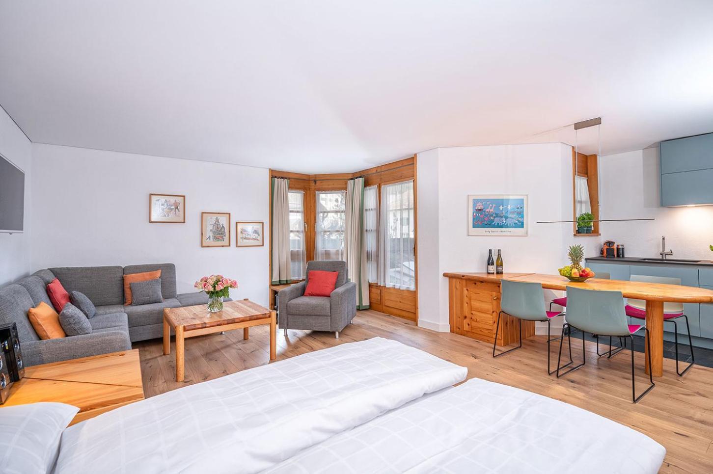 Schweizerhof Ferienwohnungen Lenzerheide 1 部屋 写真